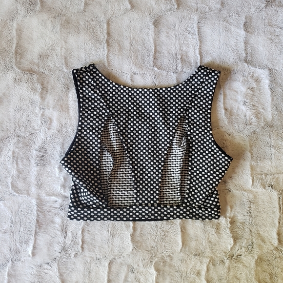 Soprano Black & White Crop Top - Picture 4 of 4